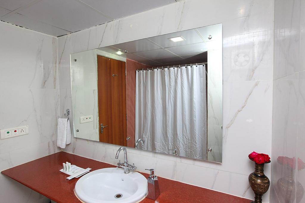 Shilpi Hill Resort Saputara Δωμάτιο φωτογραφία